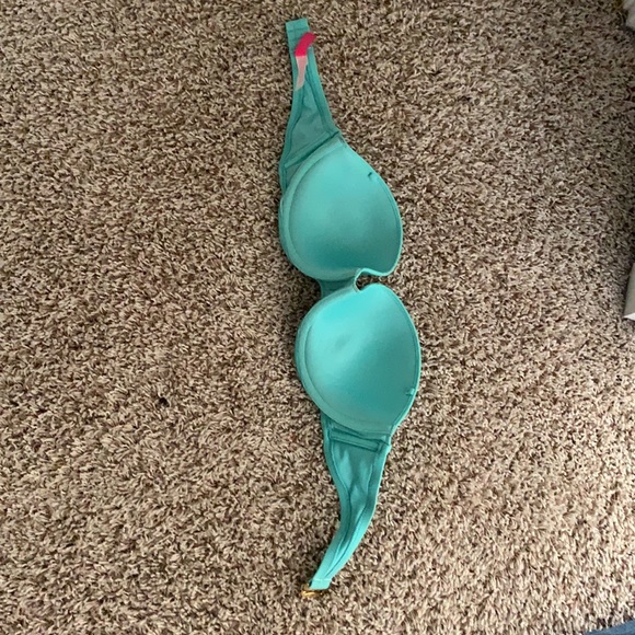 Bathing suit top - Picture 2 of 3